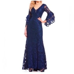 Betsey & Adam Blue Lace Gown size 4